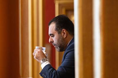 Gharahkhani går for langt