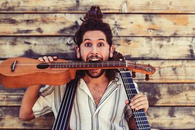 Tal Mashiach - Who´s Around?