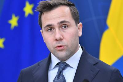 Sverige kutter bistand til fem land – de fleste «sosialistiske»