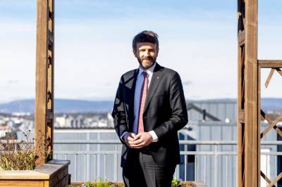 Helseministeren tok ut millionutbytte og gikk i minus