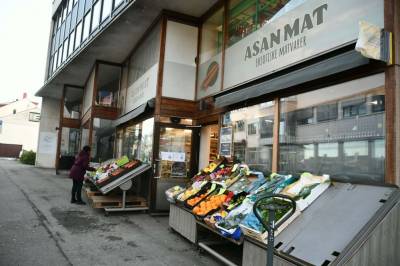 width=device-width, initial-scale=1