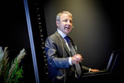 Knuste børsen etter sterk sluttspurt