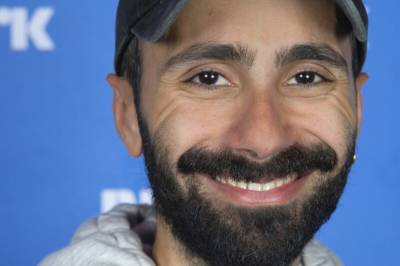 Deniz Kaya: – Stilte i dress første dag