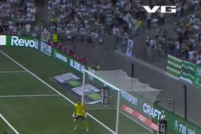 2-0: Selvmål (Keita)