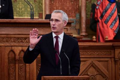 Jens Stoltenberg: Ungarns statsminister lover at landet ikke vil blokkere Ukraina-hjelp