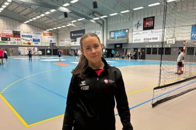 Uten Mona (18) hadde festen vært umulig