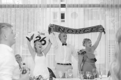 - Vi gjorde fotball til et tema for hele bryllupsperioden