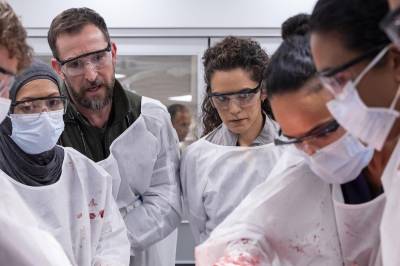 Tilbake på operasjonssalen