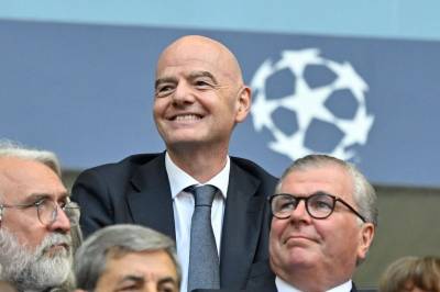 Slaktet Fifa-presidenten på direktesendt TV – straffes