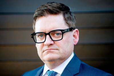 Bahr kaprer 54 advokater fra konkurrenten – nå åpner de Stockholm-kontor