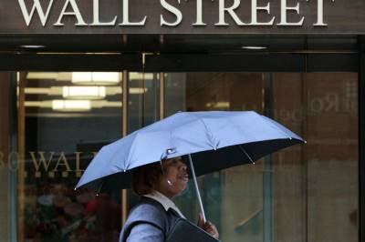 Wall Street åpner ned