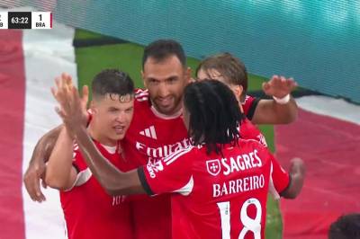 Vangelis Pavlidis med mål mot Braga