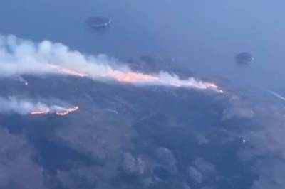 Skogbrann i Fitjar: - På nedsiden av kanten er det hytter