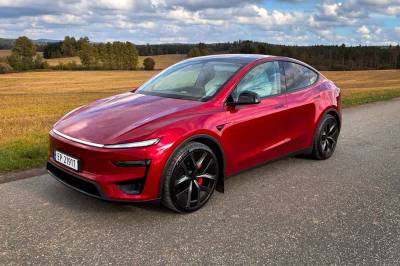 Salgskollaps for Tesla i juli