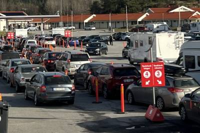 - Aldri sett køen så lang