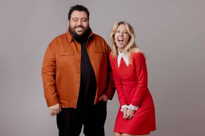 Javad El Bakali og Kristine Grændsen til «Humoretaten»