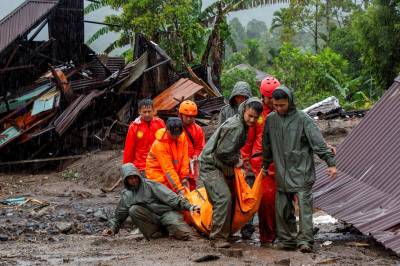 Indonesia og Sri Lanka hardest rammet av flom i Sørøst-Asia – over 1000 har mistet livet