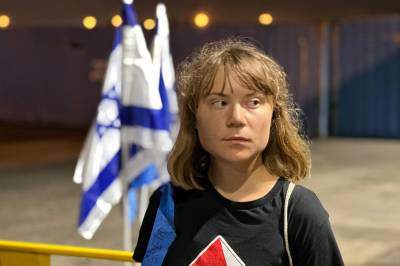 TT: Greta Thunberg er på vei hjem til Sverige