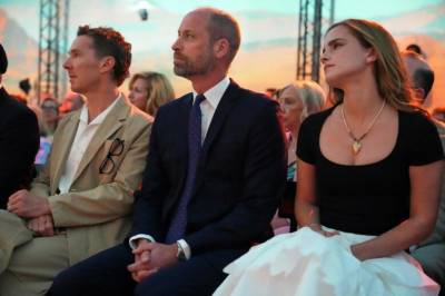 Dukket opp med prins William