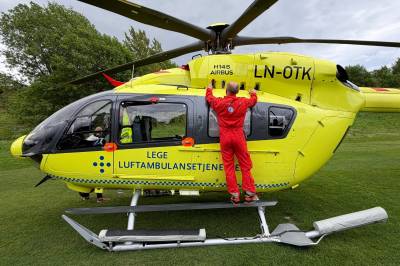 Derfor landet flere helikoptre i Drøbak