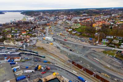 Regjeringen lovet «offensiv jernbanepolitikk for fremtiden». I realiteten har jernbanen mistet hver femte krone fra staten.