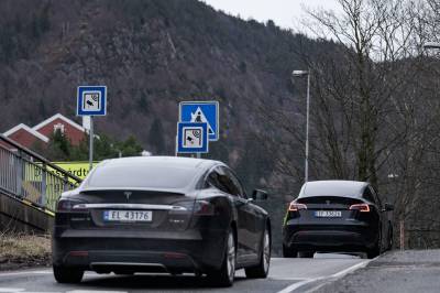 – Ja takk til økte bompenger!