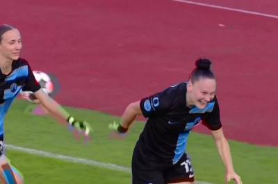 Katerina Vithova setter 3-1 mot Rosenborg Ballklub Kvinner (W)