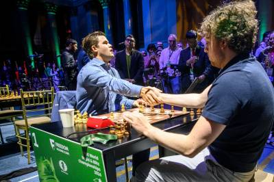 Sjakk-dokumentar: – Etter dette bryter helvete løs