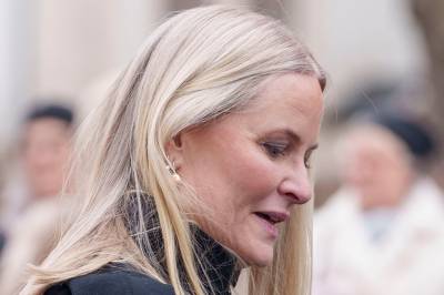 Kronprinsessen: – Jeg beklager situasjonen som jeg har satt kongehuset i