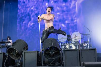 Tons of Rock: Yungblud avlyser