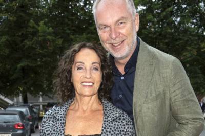 Tar forholdet et steg videre