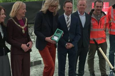 Grunnsteinen til det nye Griegakademiet legges