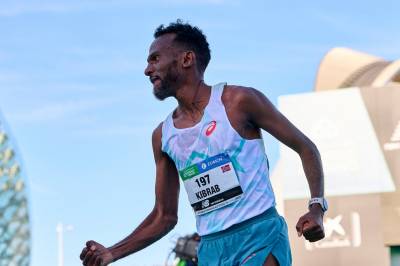 Kibrab med sterkt løp i Paris