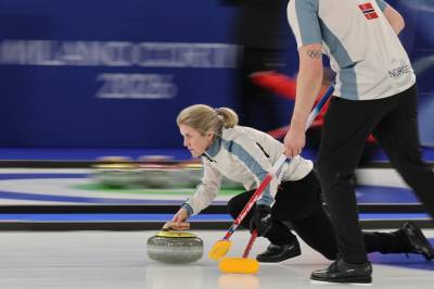 Norsk curling-seier mot Sveits