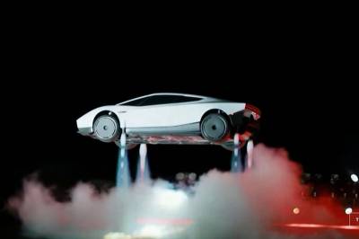 Næss gir bort en Tesla Roadster til folk som vil kjøpe aksjene hans