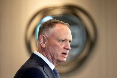 Canadas forsvarsminister: Flere er døde og skadet i hendelse som har utløst brann på militærbase