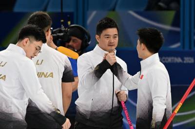 Kina styrket norsk semifinalehåp i curling – overrasket mot USA