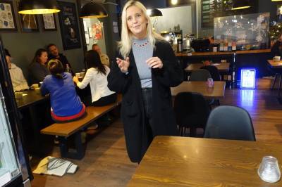 Banken anbefalte konkurs – nå har Julia (33) rakettvekst med skreddersydde reiser