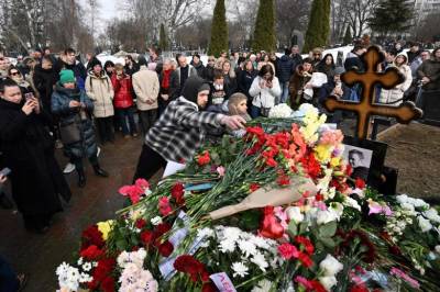 Flere land: Aleksej Navalnyj døde etter å ha blitt forgiftet med sterk nervegift