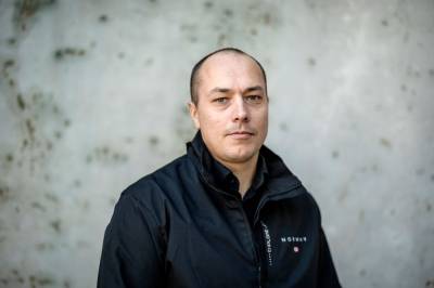 Tre knivstik­kinger på under ett år. Nekter å svare.