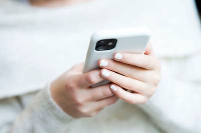 Kunstig intelligens anbefaler tenåringer å spise for lite: – Kan være helseskadelig