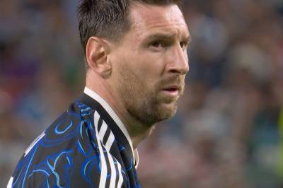 Her skriver Messi VM-historie
