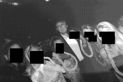 Demokratene i Representantenes hus offentliggjør nye bilder fra Epstein-boet med blant andre Trump