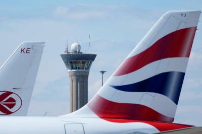 Paris-flyplasser bedt om reduserte flygninger etter varsel om streik