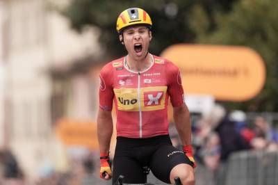 Historisk siger til Uno-X-ryttar i Giro d'Italia