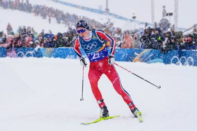 Norge tok gull i kombinert lagsprint etter Lurås Oftebro-spurt