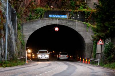 Slottsfjelltunnelen stenges i tre netter: Varsler omkjøring og støy