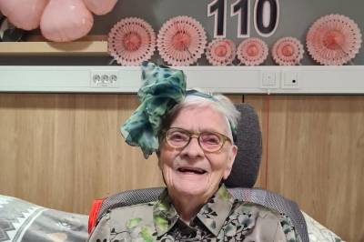 Margit Larsen (111) er død – delte tittelen «Norges eldste»