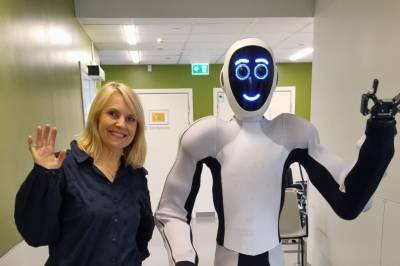 Hvordan trene opp robotene som skal pleie bestemor?