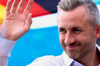 Går mot historisk valgseier: – Spiller på retorikken til nazistene